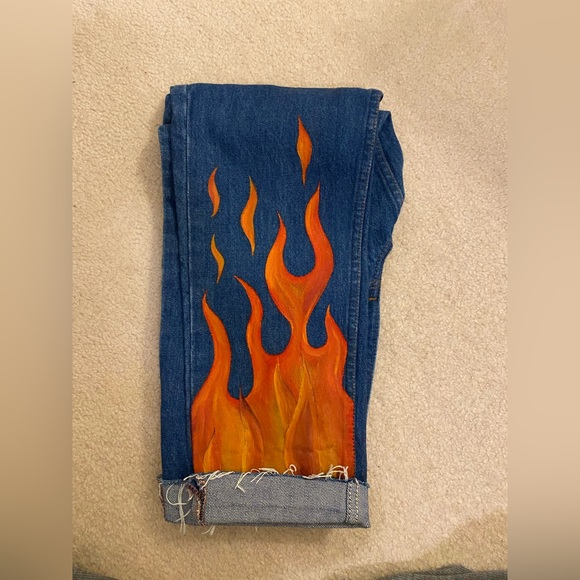 Hand Painted Denim Levi’s - Picture 7 of 8
